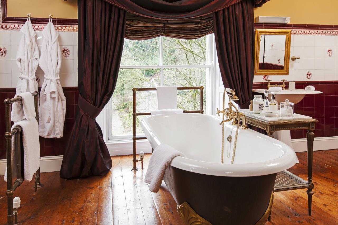 Отель Austwick Hall Экстерьер фото